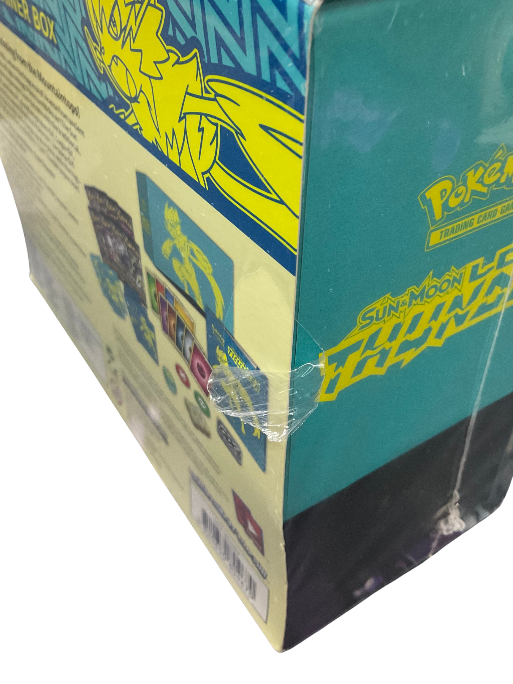 Lost Thunder Elite Trainer Box [Damaged No. 102] RookieLegends