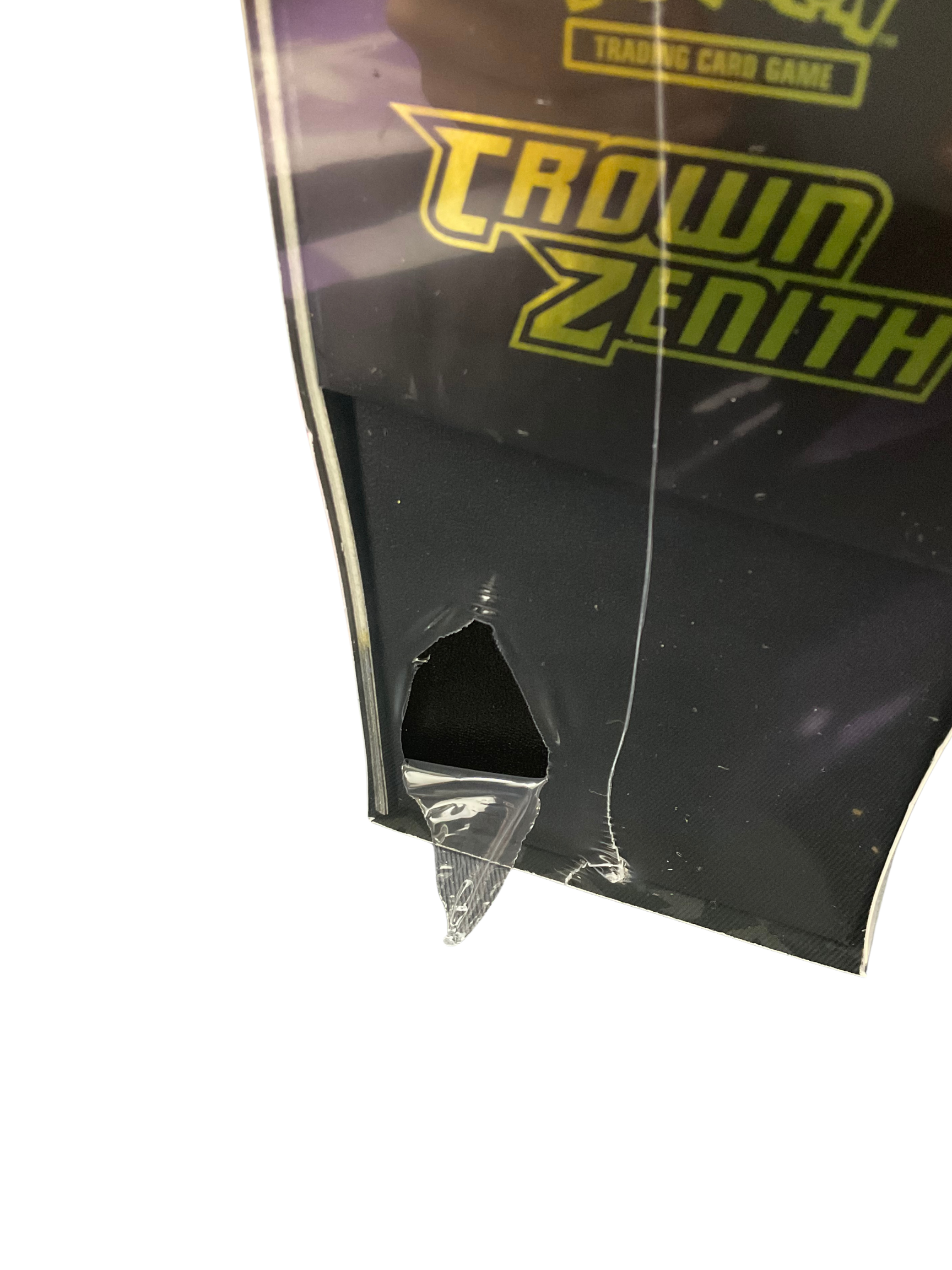 Crown Zenith Elite Trainer Box [Damaged No. 124]