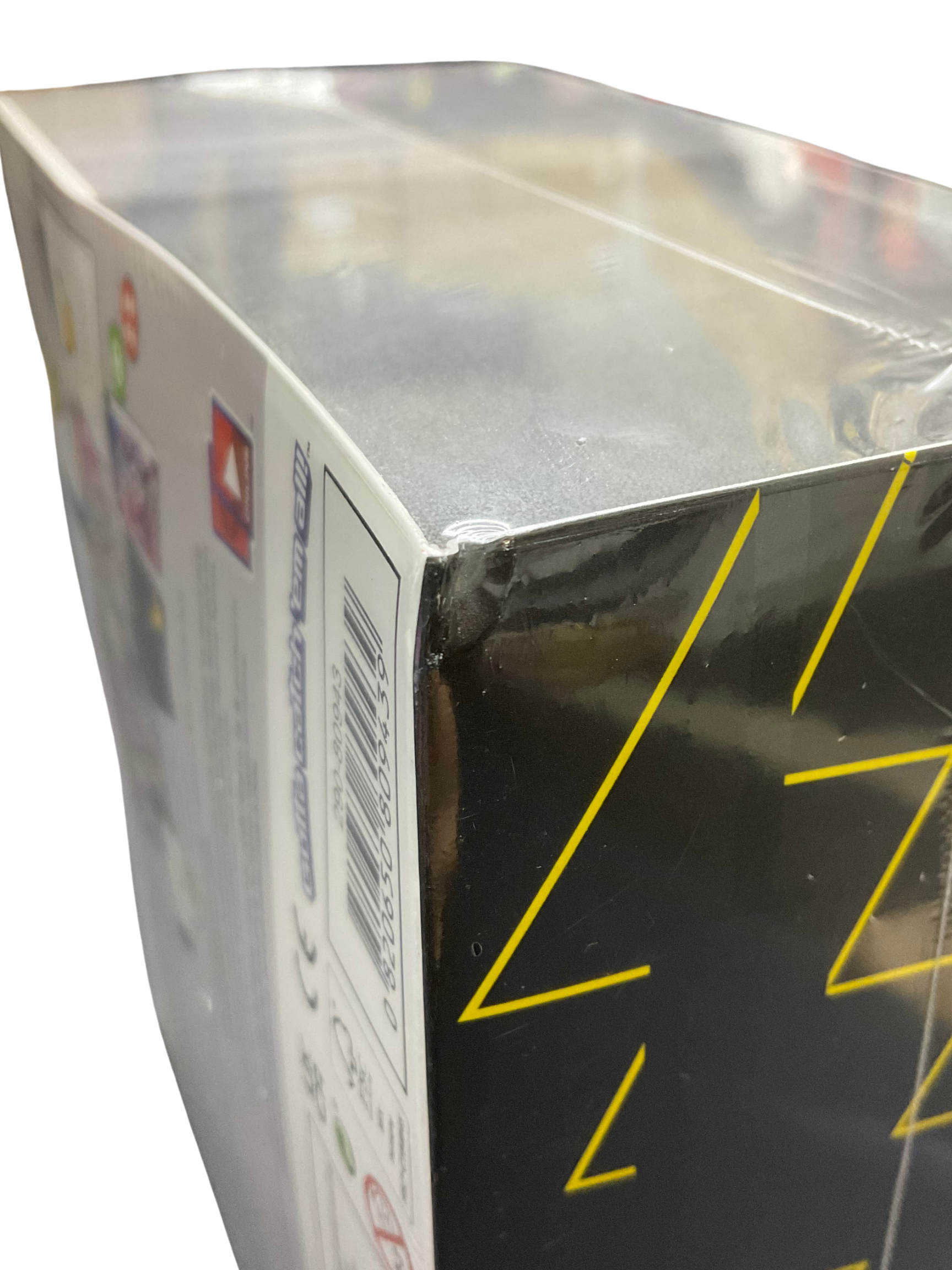 Celebrations Elite Trainer Box [Damaged No. 145]