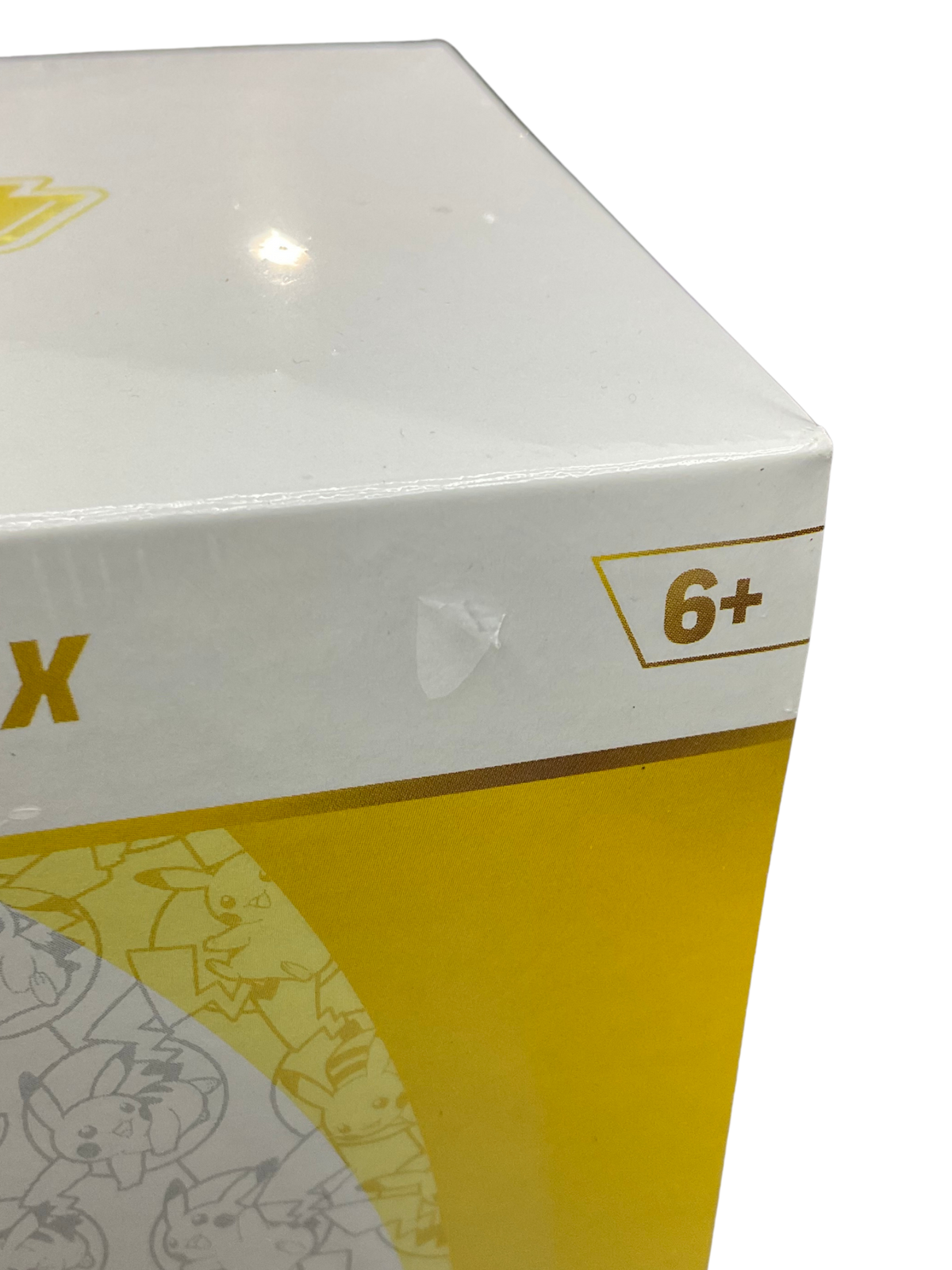 30th Celebration Elite Trainer Box [Damaged No. 245]